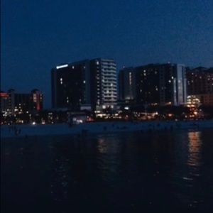 Meet your Posher, Avery